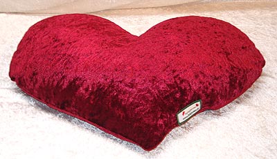 Herzkissen mit Dinkelspelzfüllung - zum Schließen ins Bild klicken
