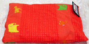 kleines Traubenkernkissen - zum Schließen ins Bild klicken