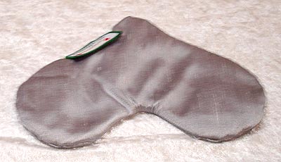 Augenkissen mit Amaranthfüllung und Hämatit - zum Schließen ins Bild klicken